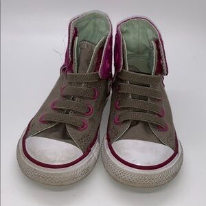 Girls High top converse all star sneakers size - 5